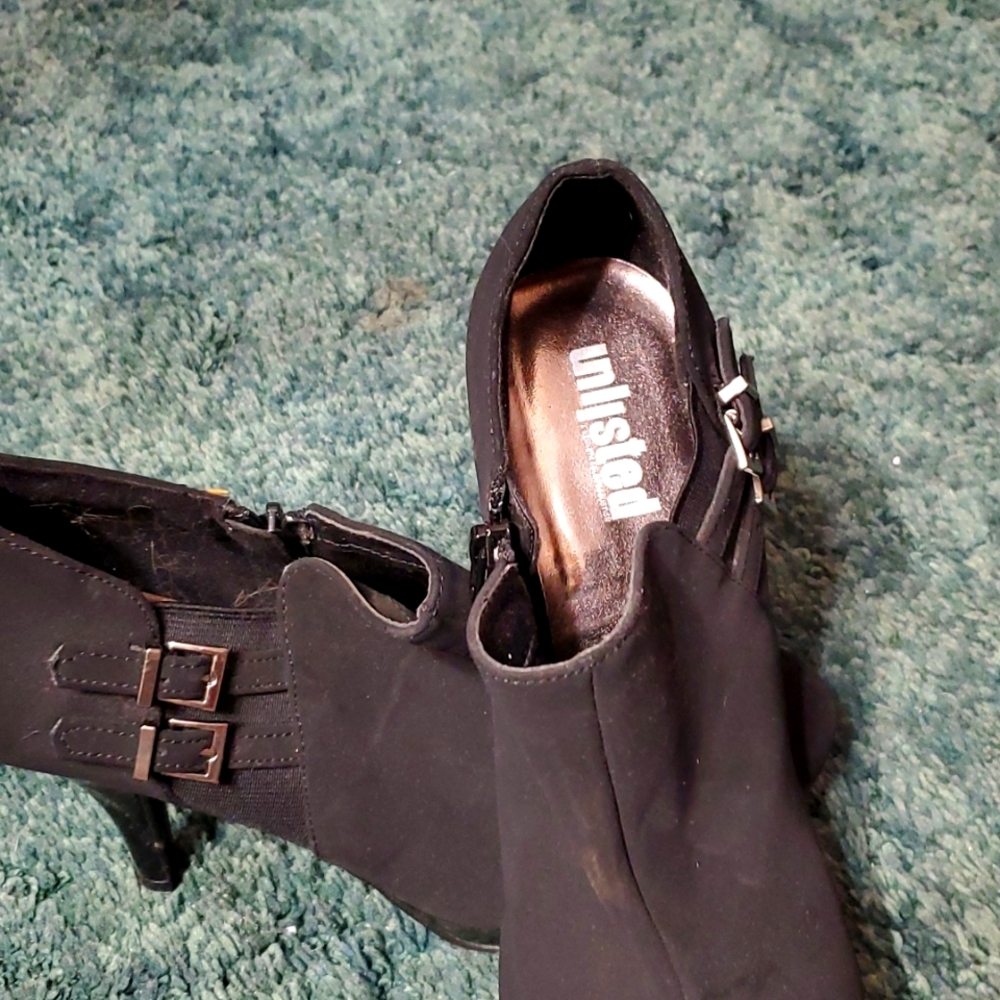 Shoes size 9 all sales final